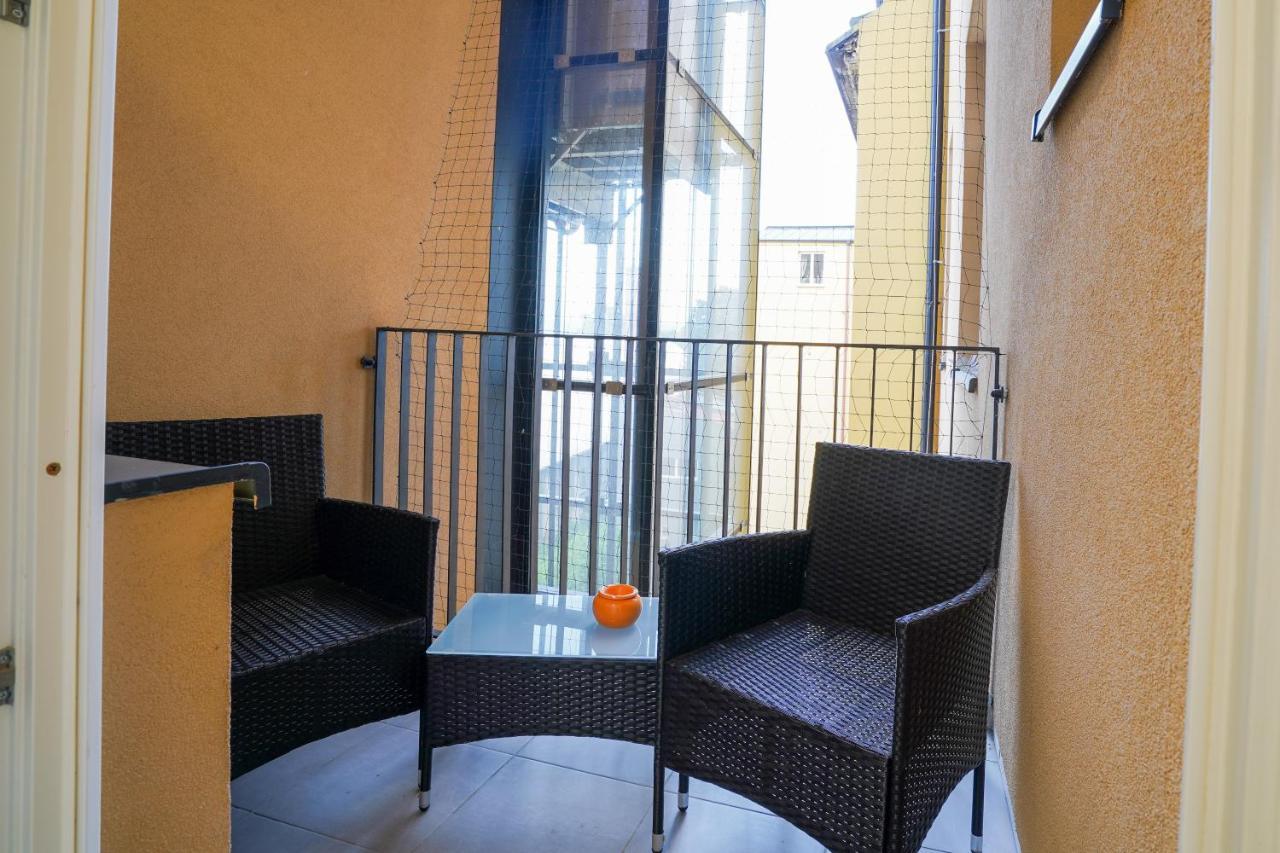 Lucy'S Apartments 2 Olomouc Bagian luar foto